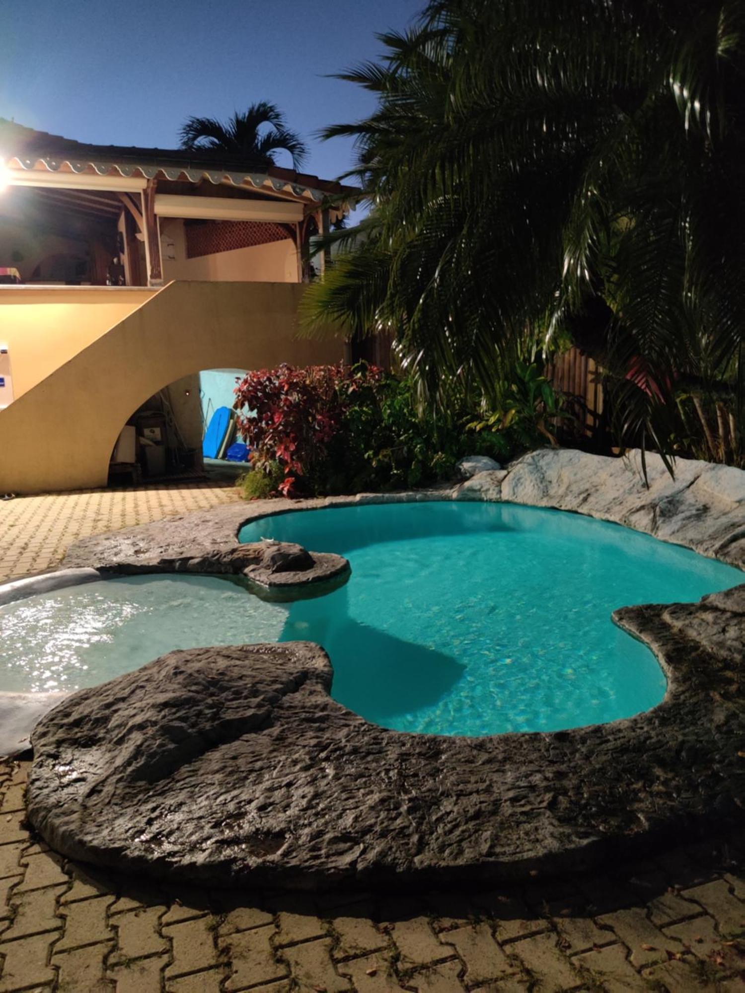 45 Villa La Cherry Bord De Mer Le Diamant Esterno foto